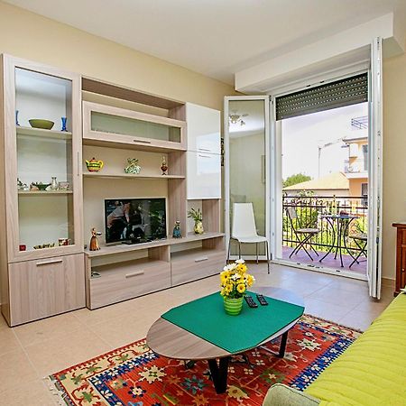 Villa Mimosa - Appartamento 2 - Happy Rentals Desenzano del Garda Exteriör bild